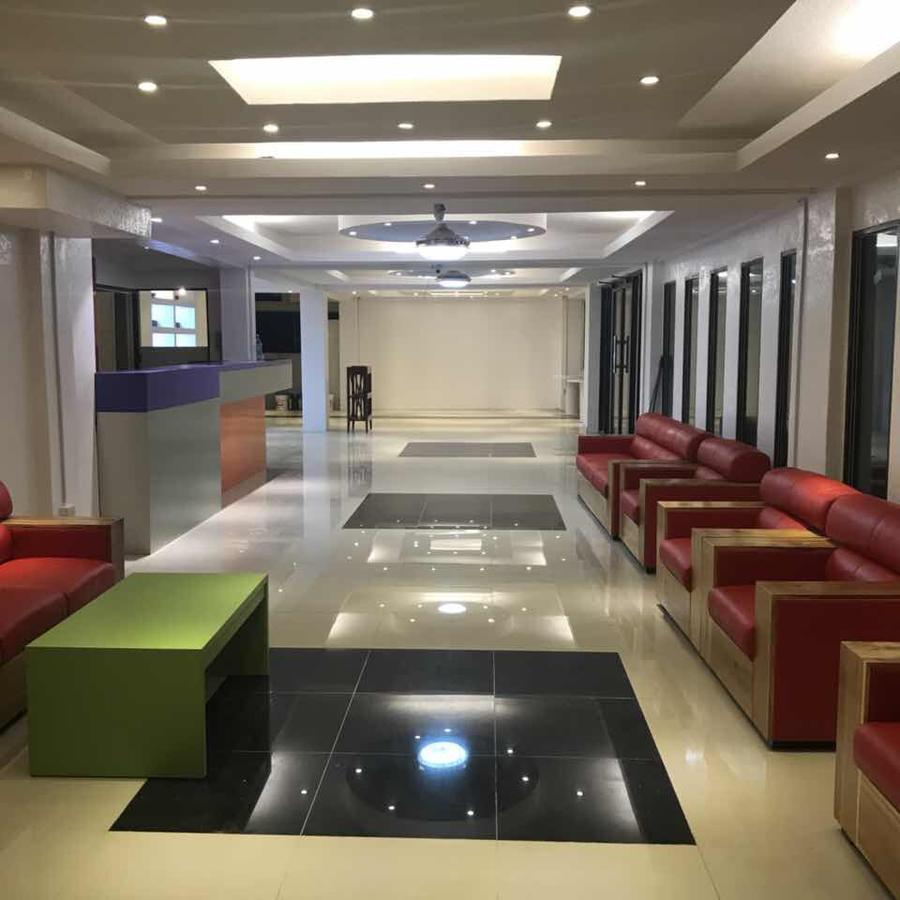 Golden Tree Hotel 伯利兹城 外观 照片