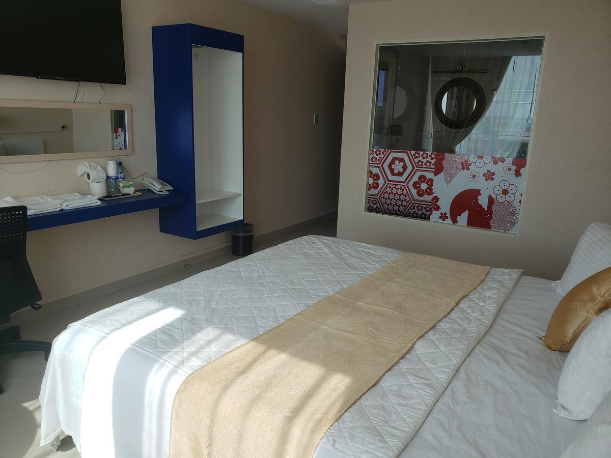 Golden Tree Hotel 伯利兹城 外观 照片